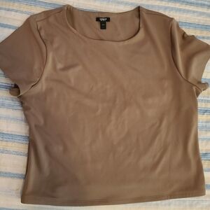 Express body contour regular top
